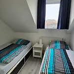 Hafenkajuete * Büsum